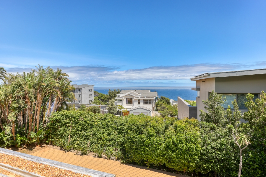 5 Bedroom Property for Sale in Camps Bay Western Cape